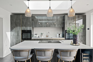 Photo 16- click for photo gallery